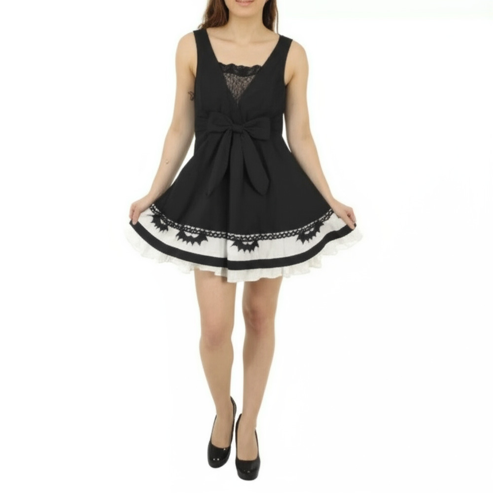 Womens Dress Medium Black White Goth Core Halloween Bat Applique Lolita Cosplay - Picture 1 of 9
